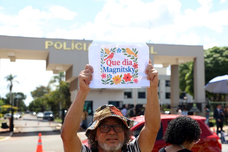 Ministros defendem decisão de Moraes sobre prisão de Bolsonaro