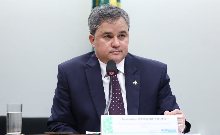 Comissão de Orçamento discute obras e serviços de engenharia com indícios de irregularidades