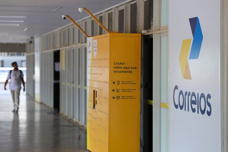 TST diz que greve nos Correios não é abusiva, mas autoriza desconto