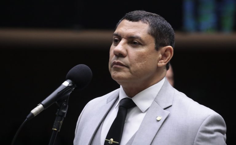 Comissão aprova reserva de 5% das vagas em concursos da PM para filhos de militares mortos em serviço