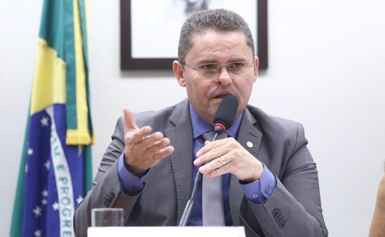 Comissão aprova reembolso a estados por gastos com presos condenados pela Justiça Federal