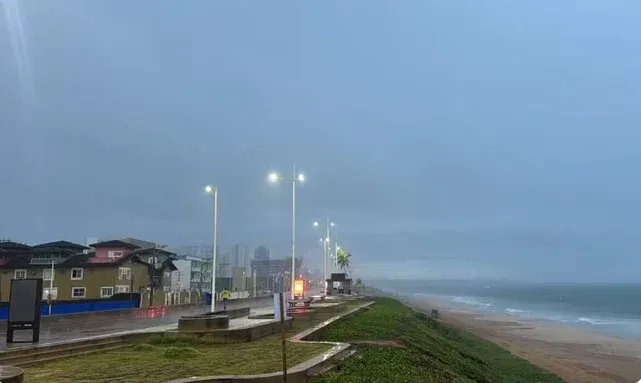 Inema e Inmet emitem alerta de chuvas e ventos fortes para Salvador e outras cidades da Bahia