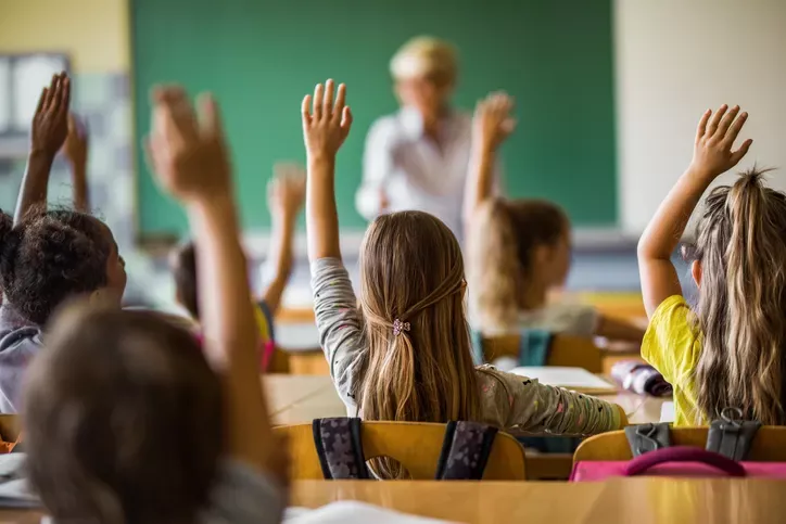 O direito ao erro: o que a escola perde quando a resposta certa está sempre disponível