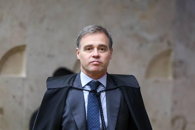 Mendonça confirma encontro com Vorcaro e nega ter atendido pedido do banqueiro